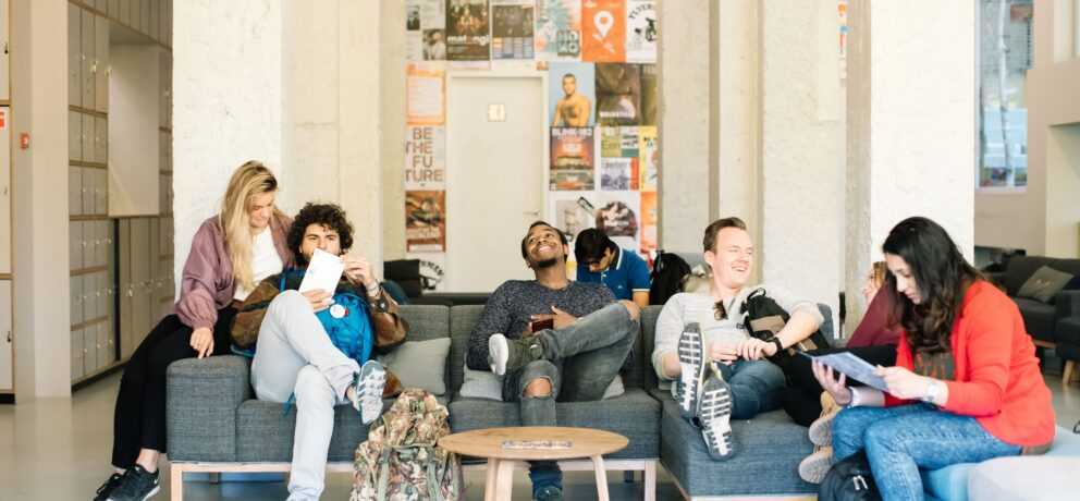 Séjour linguistique à l'étranger pour jeunes adultes